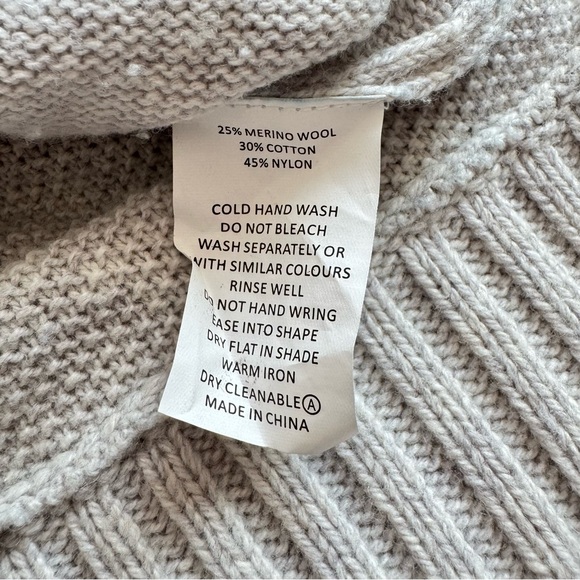 Zaket Plover Pullover Sweater Womens Large Gray Colorblock Minimalist Cable Knit - Picture 8 of 8